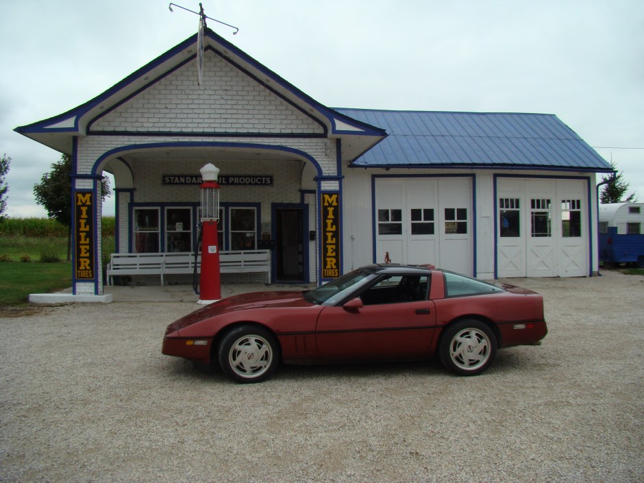 There were so many really cool old gas stations on the Mother Road.